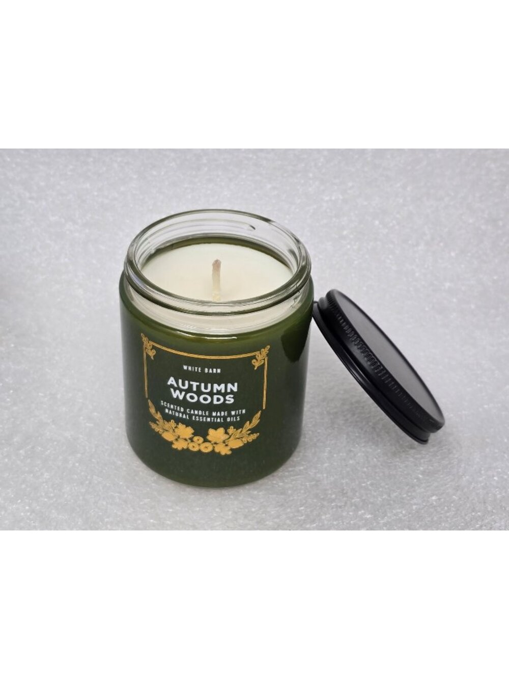 Bath Body White Barn Autumn Woods Scented Candle With Natural Essential Oils